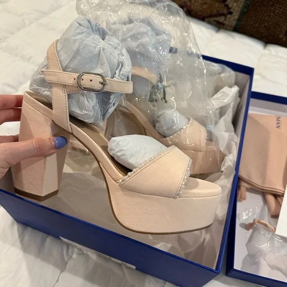 Stuart Weitzman Dancer Pearl Platform Sandal - Picture 3 of 9